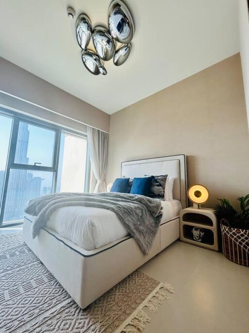 Apartment Ultra Luxury Full Burj View, Walk To Mall Dubai