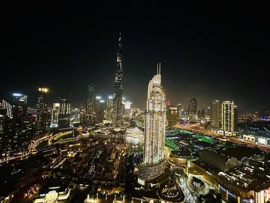 Ultra Luxury Full Burj View, Walk To Mall * Dubai